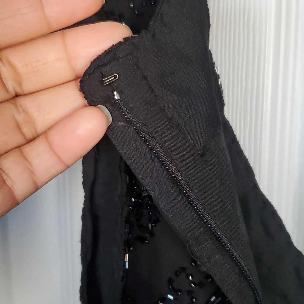 JKARA. BLOUSE. - Picture 9 of 12